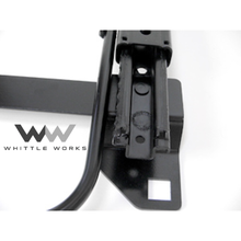 Seat rail slider and bracket detail